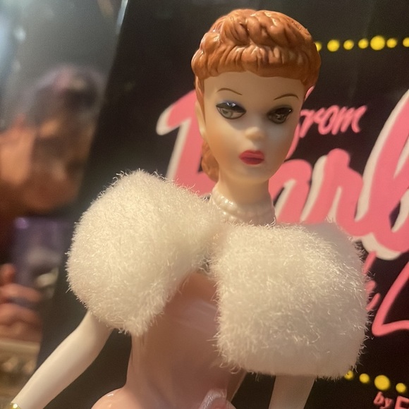 Barbie Porcelain musical figurine - Enchanted Evening 1960 Limited Edition  1993 - Picture 16 of 17